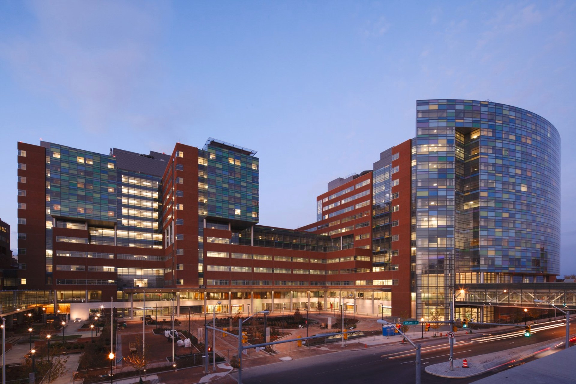 BMI y la universidad Johns Hopkins, en la búsqueda de mejorar atención urológica mundial