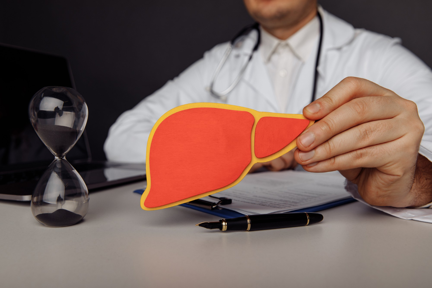 Hepatitis: avances médicos para un hígado más sano 