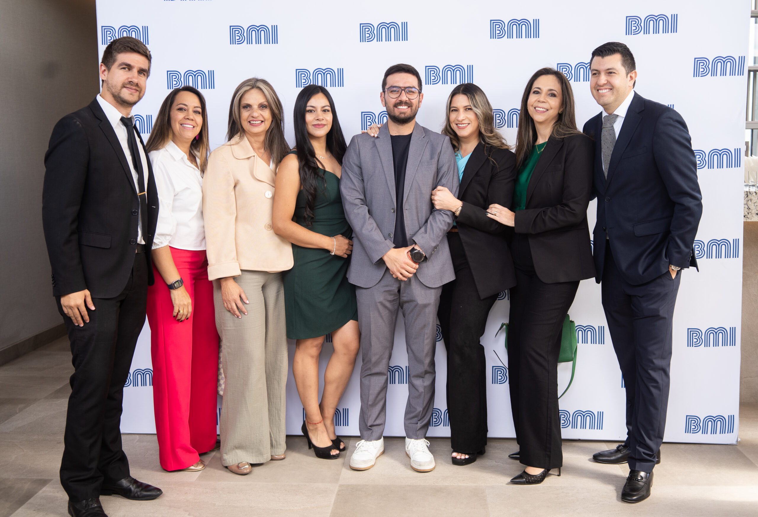 BMI efectuó reunión con socios estratégicos donde se presentaron dos nuevos productos en beneficio de los asegurados y empresas Pymes  